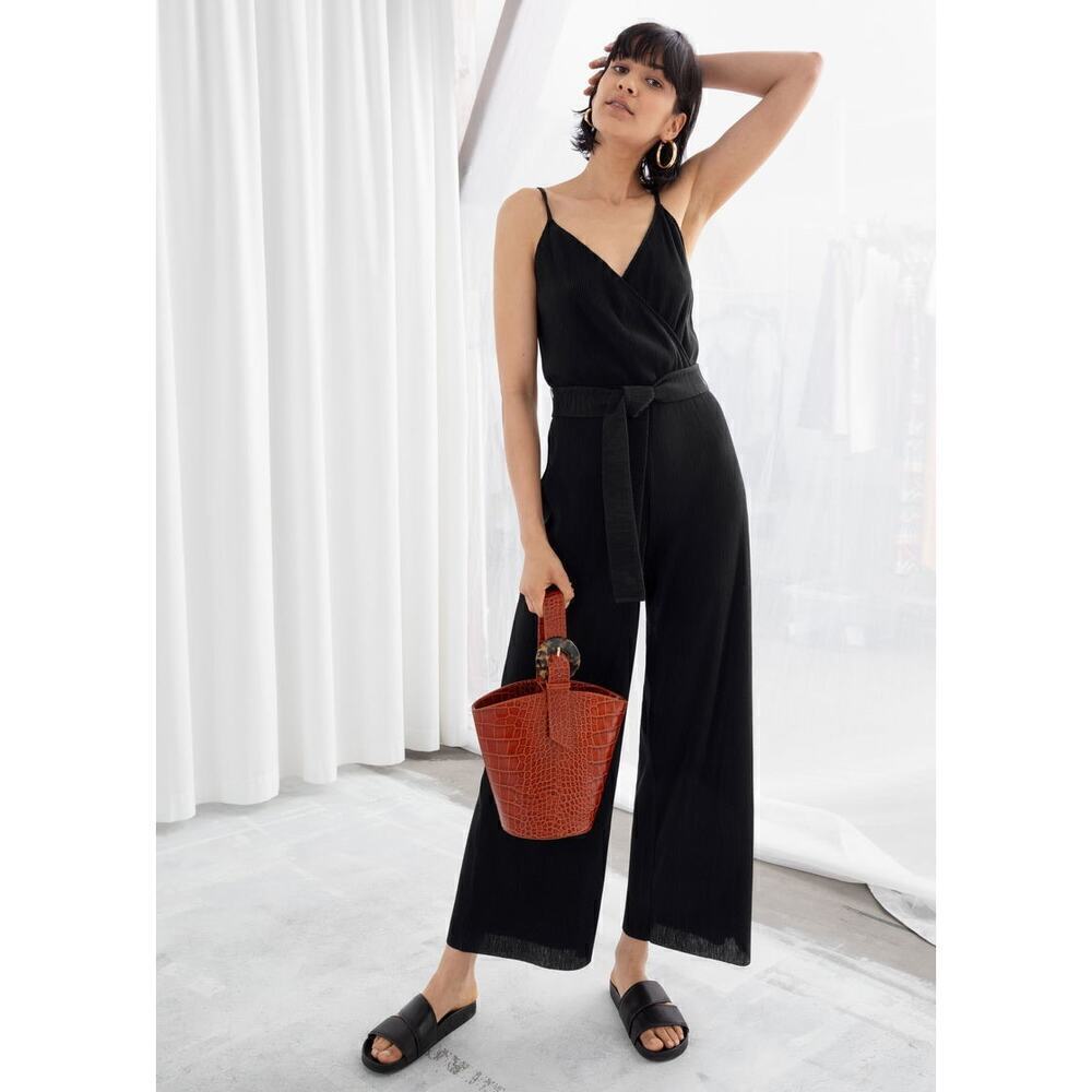 & OTHER STORIES Belted Plissé Pleated Wide Leg Jumpsuit Black Size Large Classic